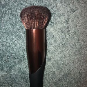 Luxie Face brush